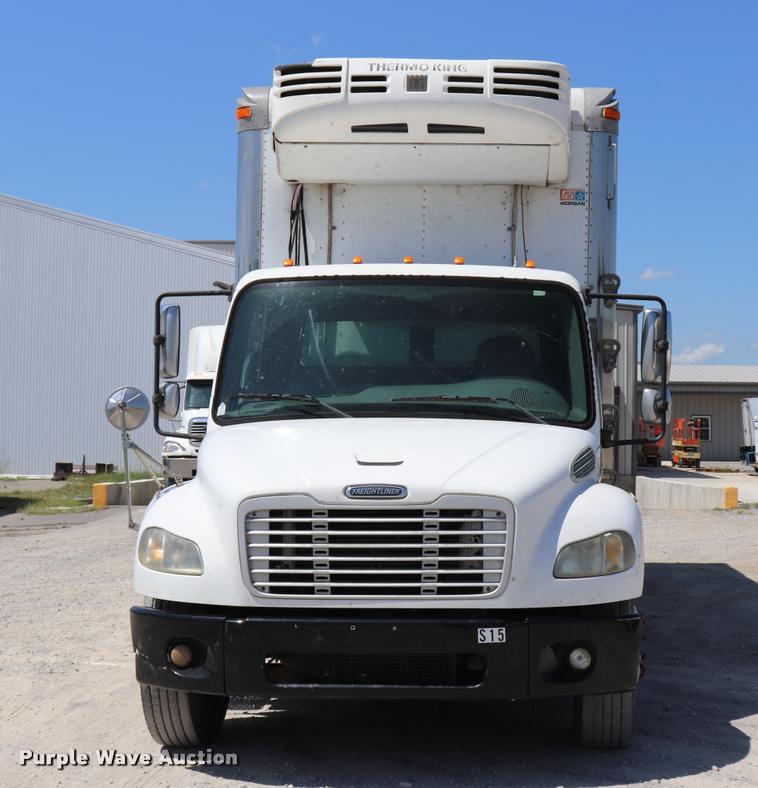 image for item DK9584 2005 Freightliner Business Class M2 refrigerated truck