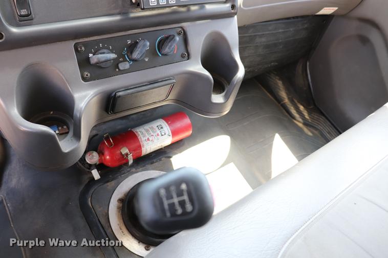 image for item DK9584 2005 Freightliner Business Class M2 refrigerated truck