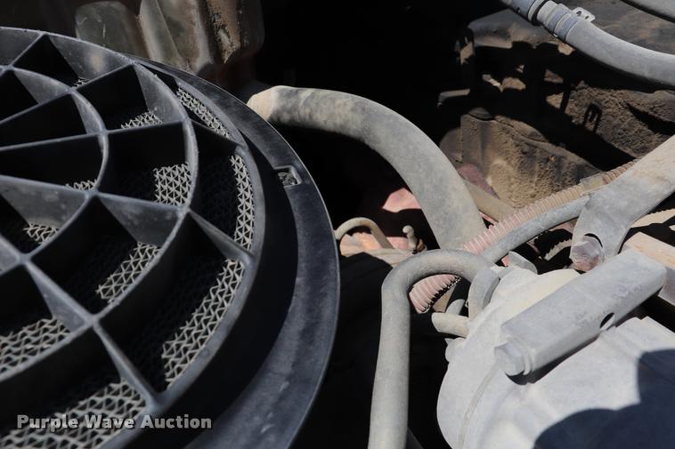 image for item DK9584 2005 Freightliner Business Class M2 refrigerated truck