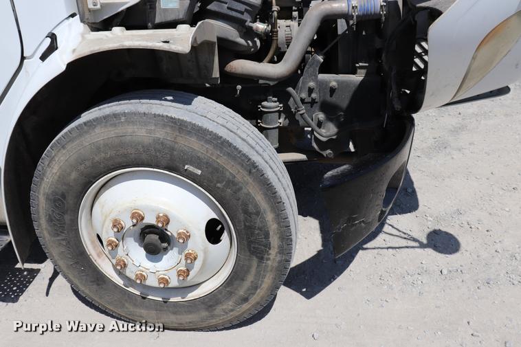 image for item DK9584 2005 Freightliner Business Class M2 refrigerated truck