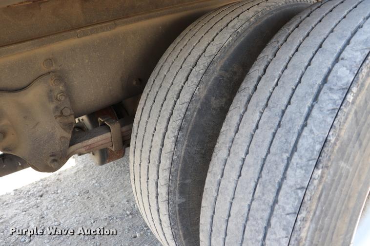 image for item DK9584 2005 Freightliner Business Class M2 refrigerated truck