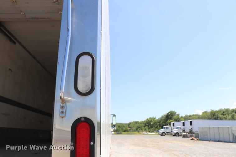 image for item DK9584 2005 Freightliner Business Class M2 refrigerated truck