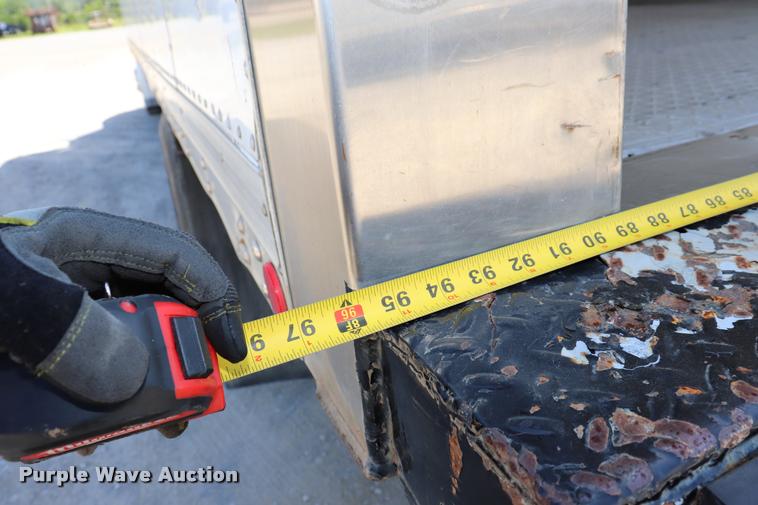 image for item DK9584 2005 Freightliner Business Class M2 refrigerated truck