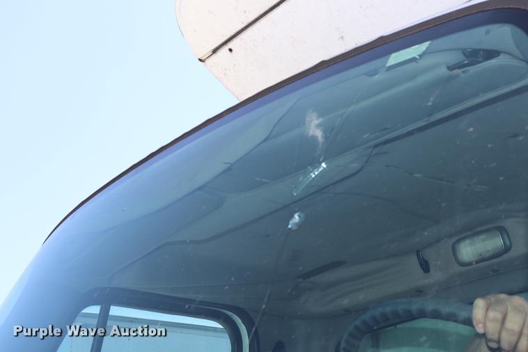 image for item DK9584 2005 Freightliner Business Class M2 refrigerated truck