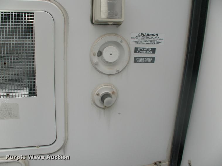 image for item DK9600 2009 Forest River Sandstorm toy hauler