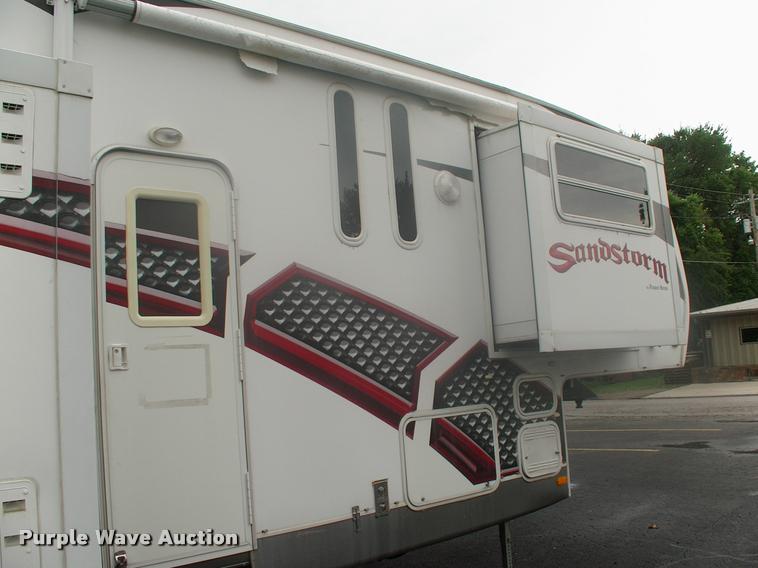 image for item DK9600 2009 Forest River Sandstorm toy hauler