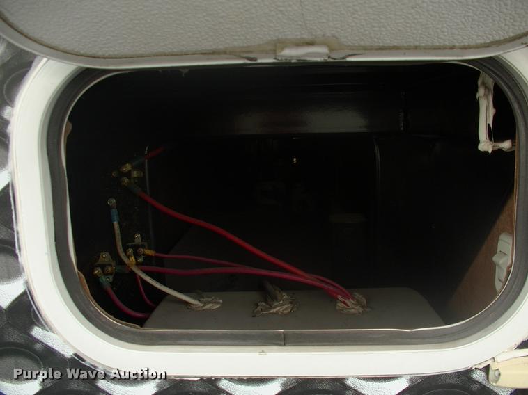 image for item DK9600 2009 Forest River Sandstorm toy hauler