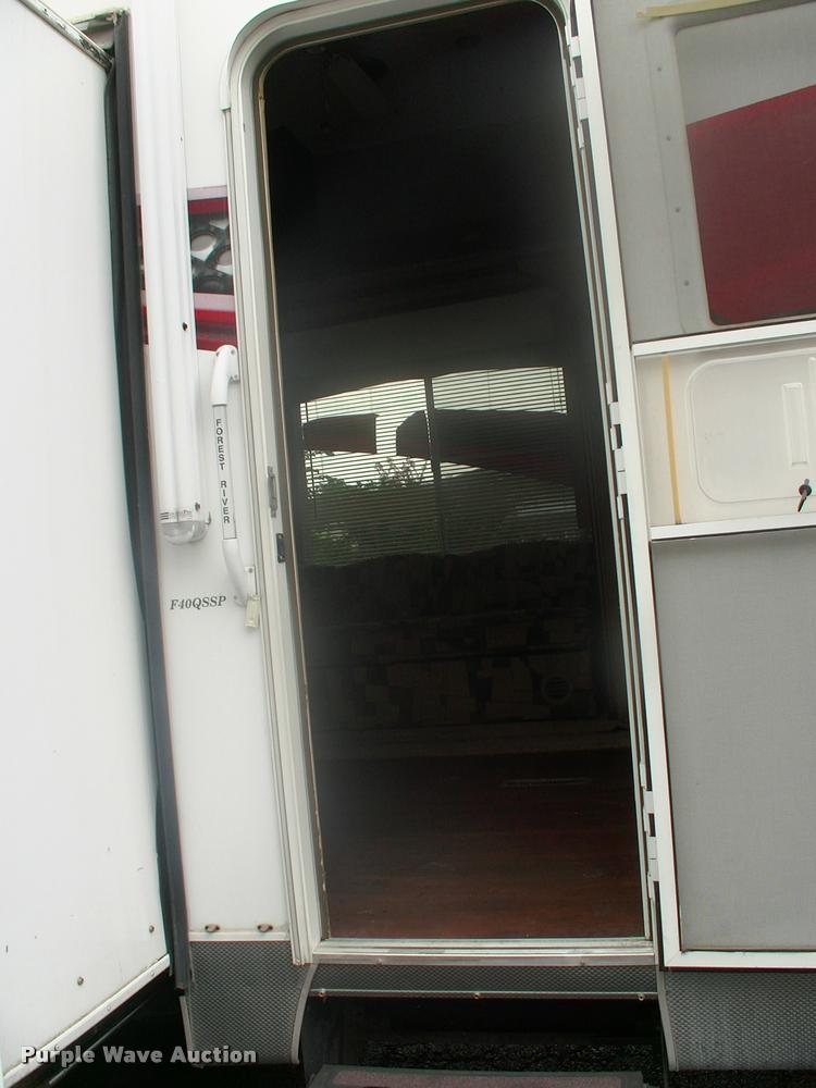 image for item DK9600 2009 Forest River Sandstorm toy hauler