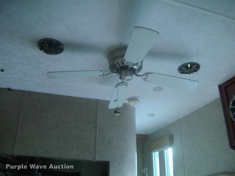 image for item DK9600 2009 Forest River Sandstorm toy hauler