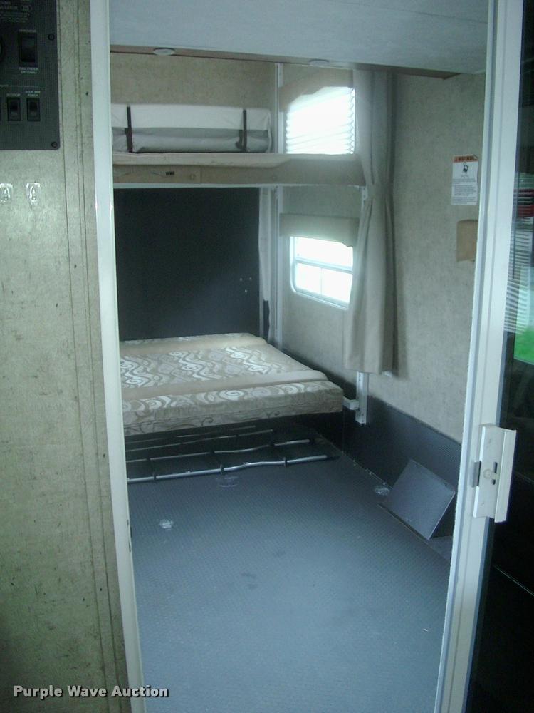 image for item DK9600 2009 Forest River Sandstorm toy hauler