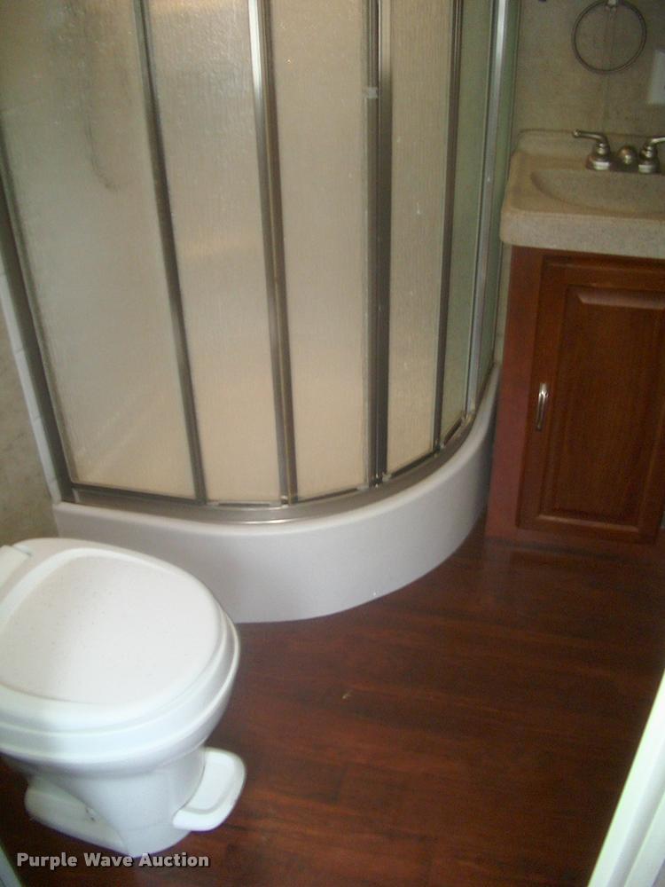 image for item DK9600 2009 Forest River Sandstorm toy hauler