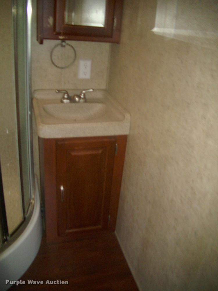 image for item DK9600 2009 Forest River Sandstorm toy hauler