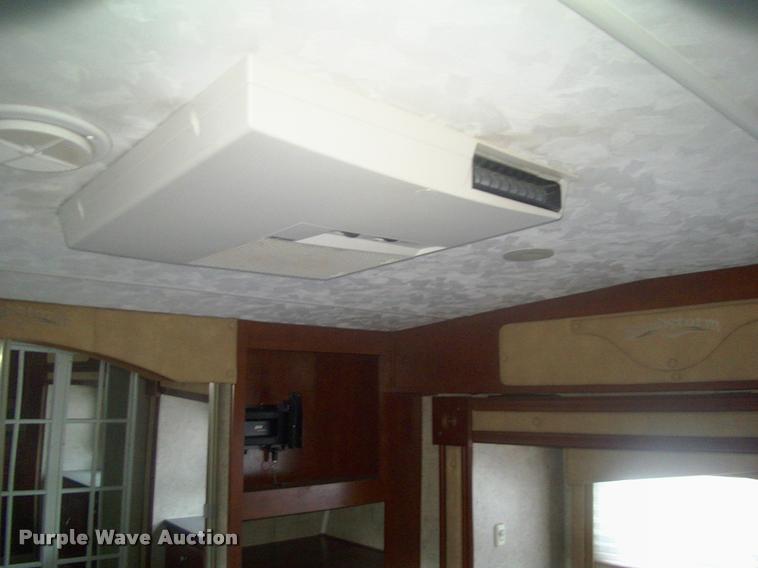 image for item DK9600 2009 Forest River Sandstorm toy hauler