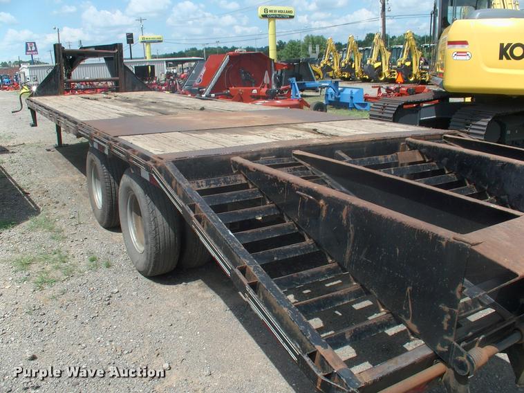 image for item DK9605 2008 Big Tex 22GN-24BK+5 equipment trailer