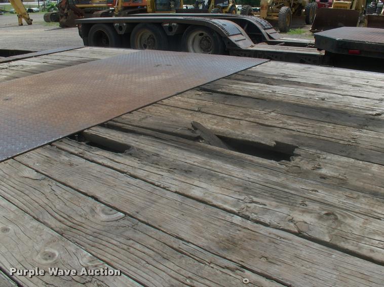 image for item DK9605 2008 Big Tex 22GN-24BK+5 equipment trailer