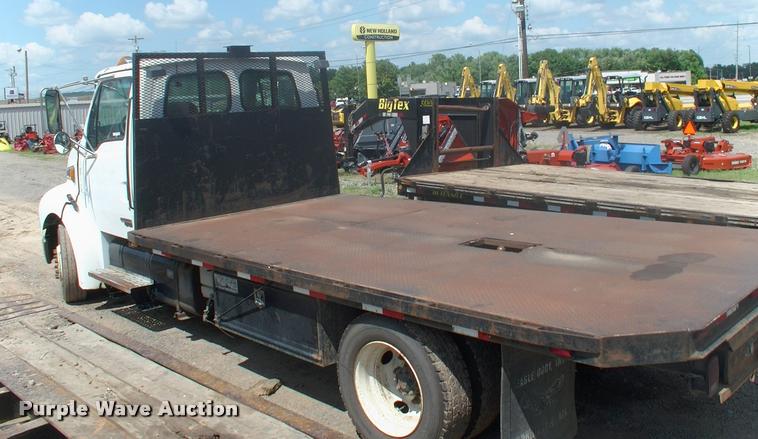 image for item DK9606 2001 Sterling M5500 Acterra flatbed truck