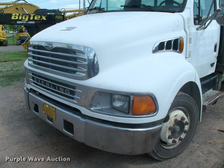 image for item DK9606 2001 Sterling M5500 Acterra flatbed truck