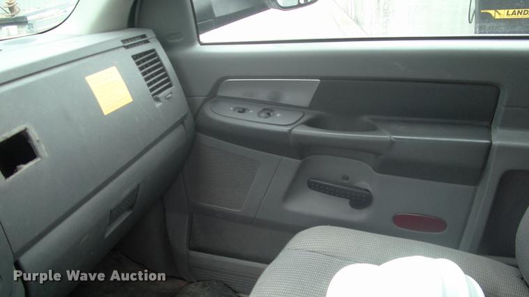 image for item DK9608 2010 Dodge Ram 5500 bucket truck