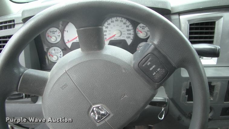 image for item DK9608 2010 Dodge Ram 5500 bucket truck