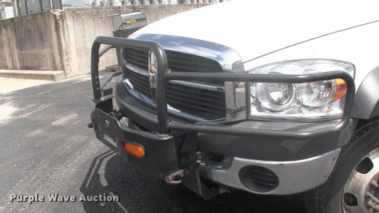 image for item DK9608 2010 Dodge Ram 5500 bucket truck