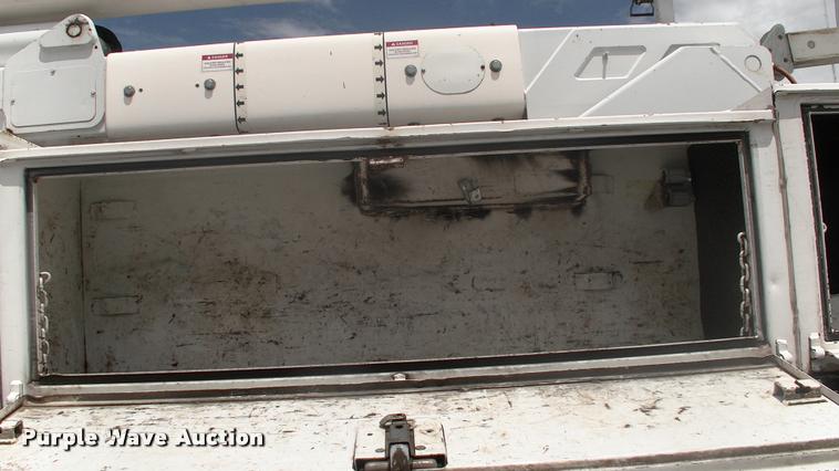 image for item DK9608 2010 Dodge Ram 5500 bucket truck