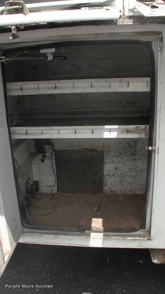 image for item DK9608 2010 Dodge Ram 5500 bucket truck