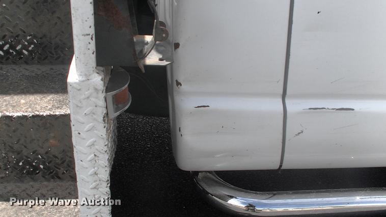 image for item DK9608 2010 Dodge Ram 5500 bucket truck