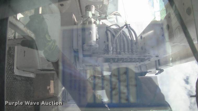 image for item DK9608 2010 Dodge Ram 5500 bucket truck