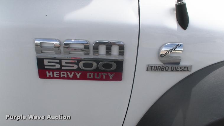 image for item DK9608 2010 Dodge Ram 5500 bucket truck