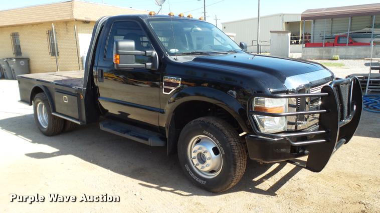 image for item DL9101 2008 Ford F350 Super Duty flatbed pickup truck