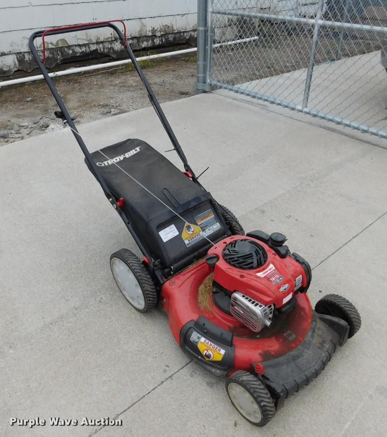 image for item DM9452 Troy-Bilt push mower