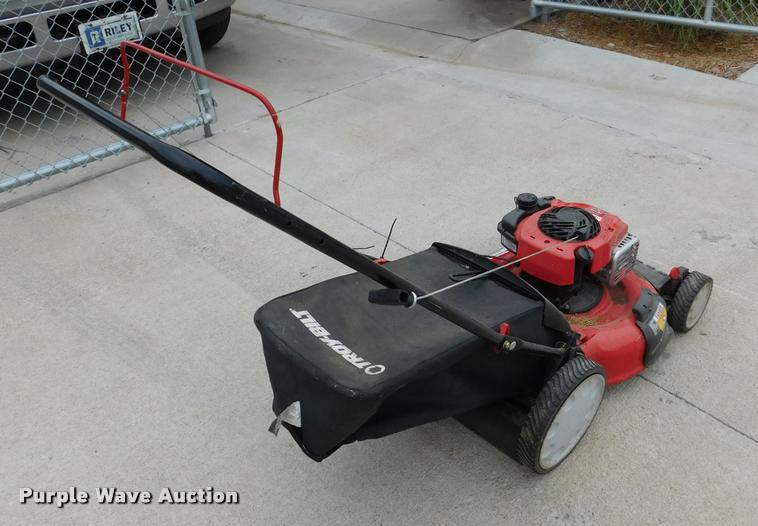 image for item DM9452 Troy-Bilt push mower