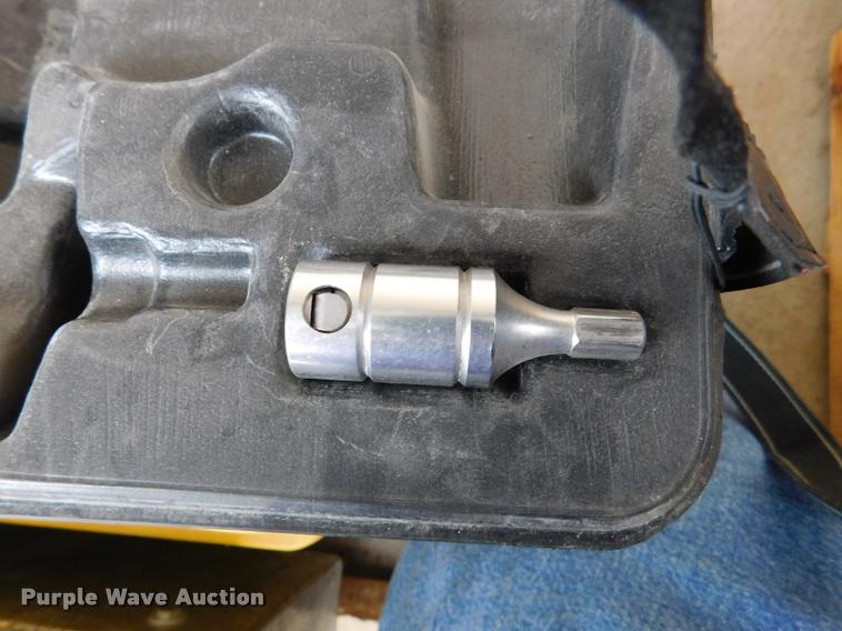 image for item DM9458 Tools