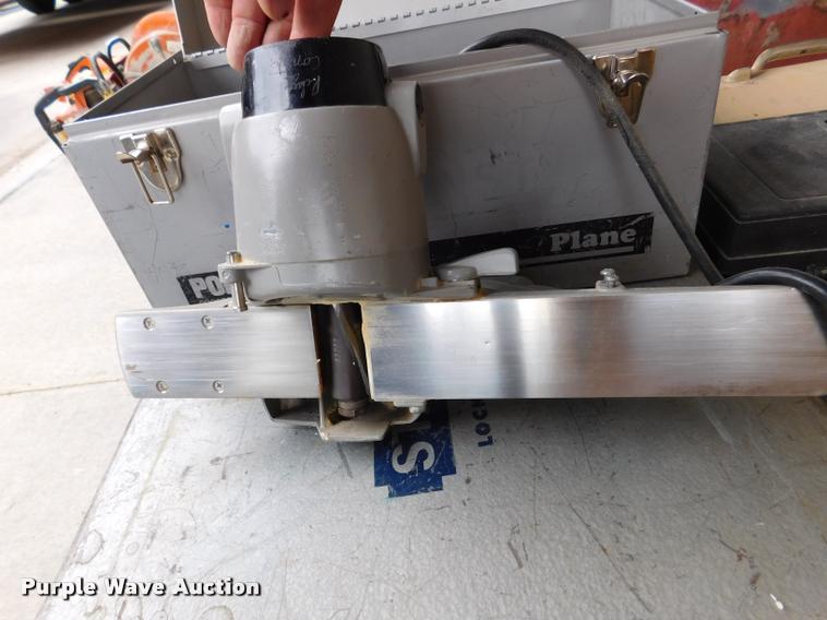 image for item DM9458 Tools