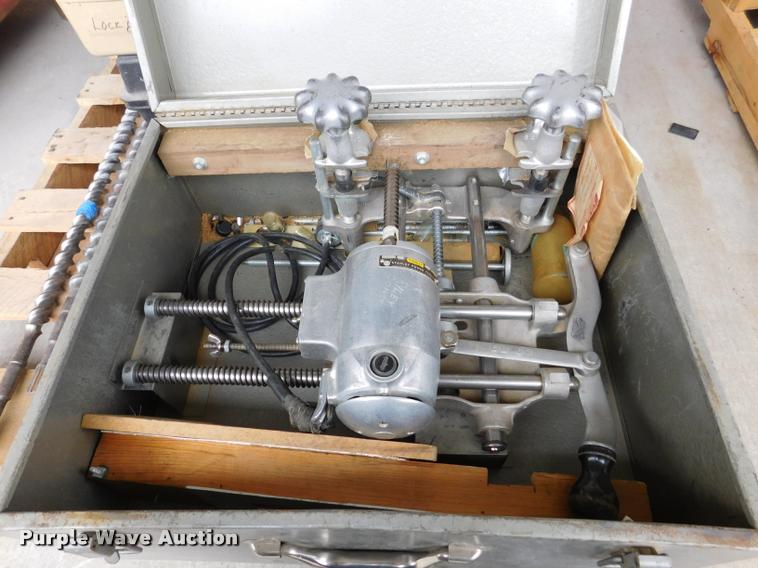 image for item DM9458 Tools