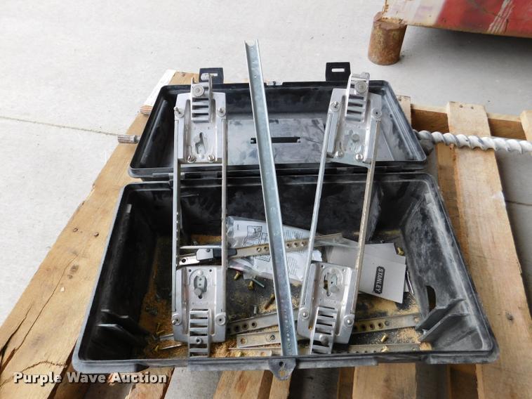 image for item DM9458 Tools