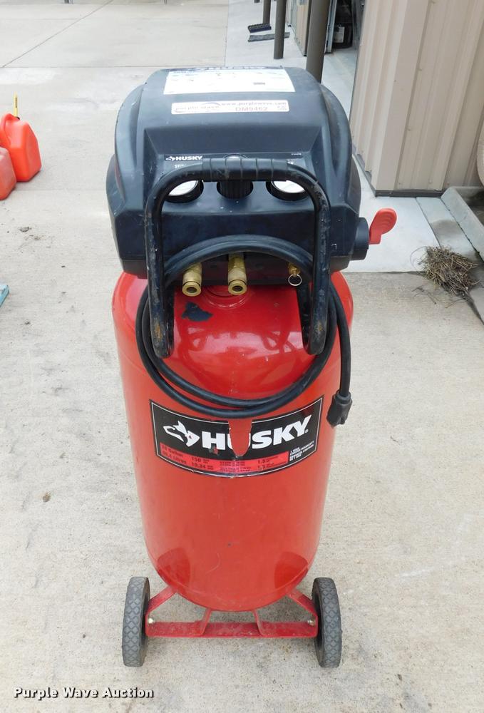 image for item DM9462 Husky 671-049 air compressor