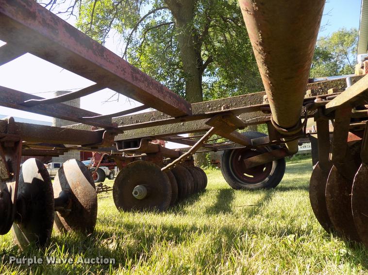 image for item DP9999 International Harvester 37 tandem offset disk