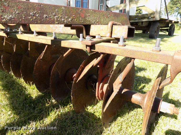 image for item DP9999 International Harvester 37 tandem offset disk
