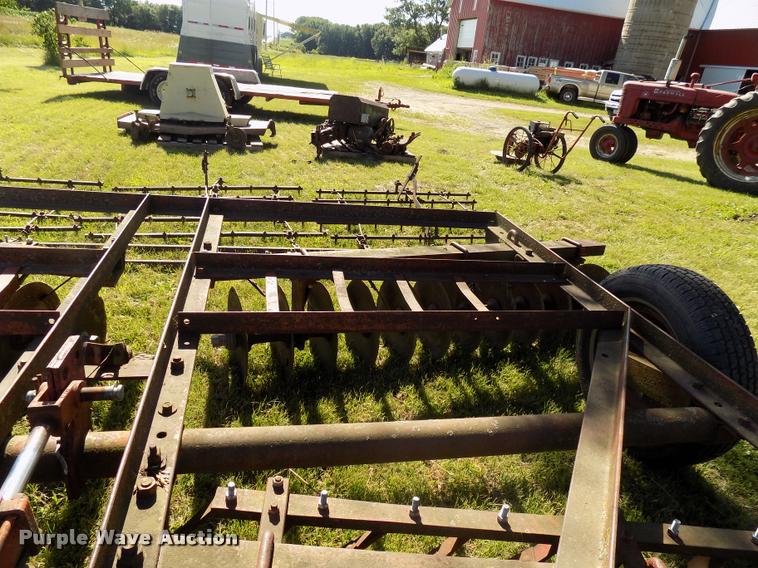 image for item DP9999 International Harvester 37 tandem offset disk