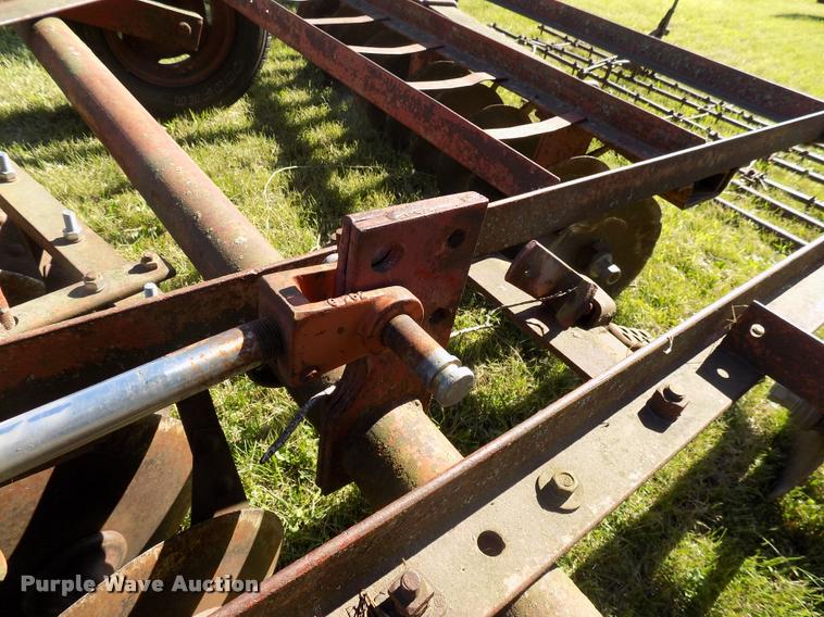 image for item DP9999 International Harvester 37 tandem offset disk