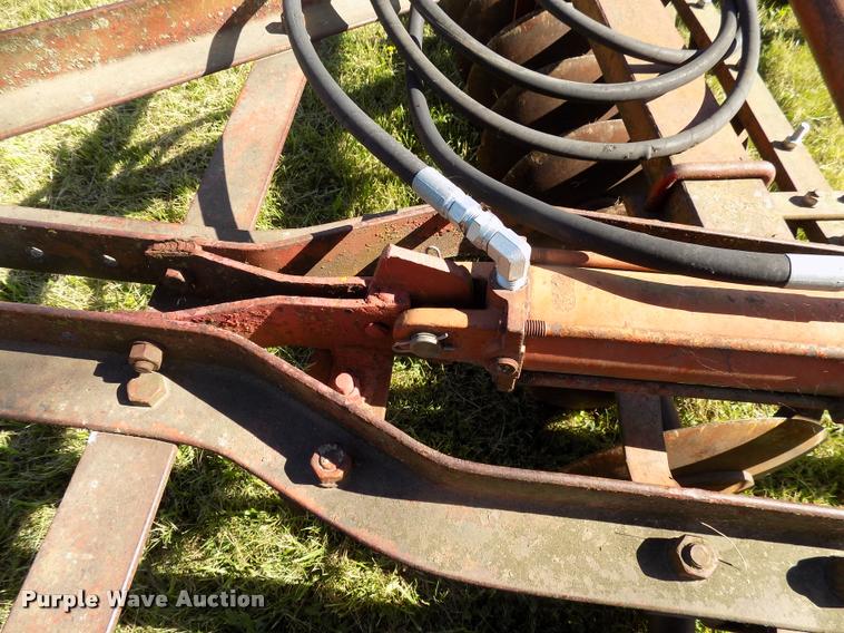 image for item DP9999 International Harvester 37 tandem offset disk