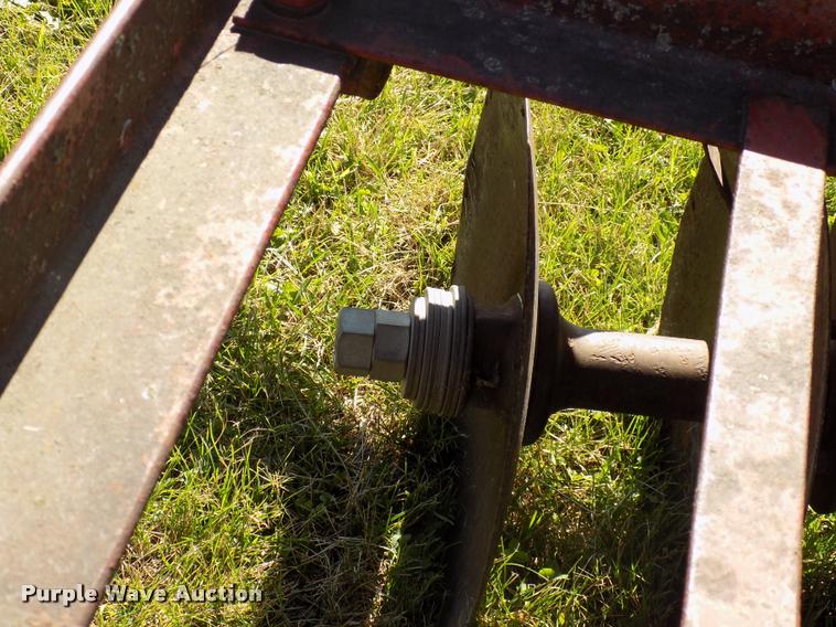 image for item DP9999 International Harvester 37 tandem offset disk