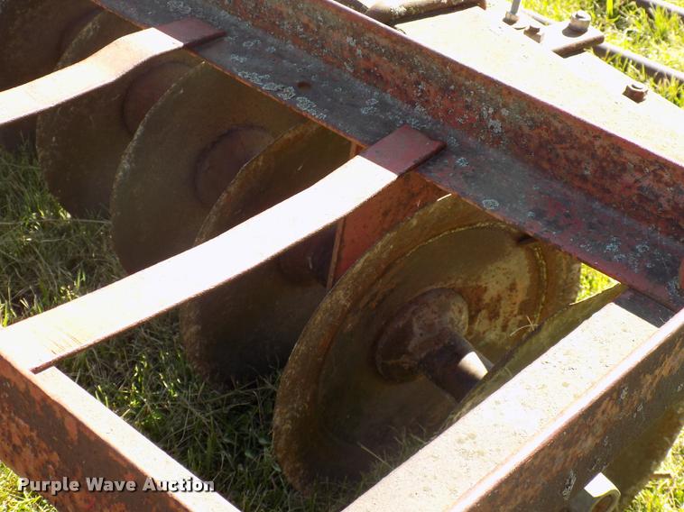 image for item DP9999 International Harvester 37 tandem offset disk