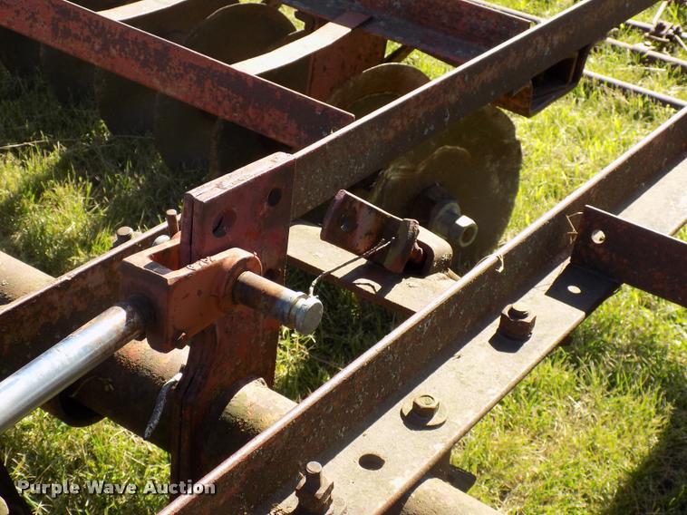 image for item DP9999 International Harvester 37 tandem offset disk