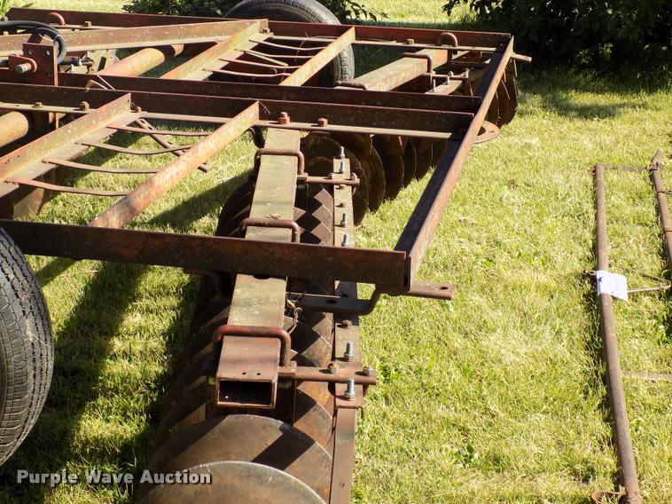 image for item DP9999 International Harvester 37 tandem offset disk