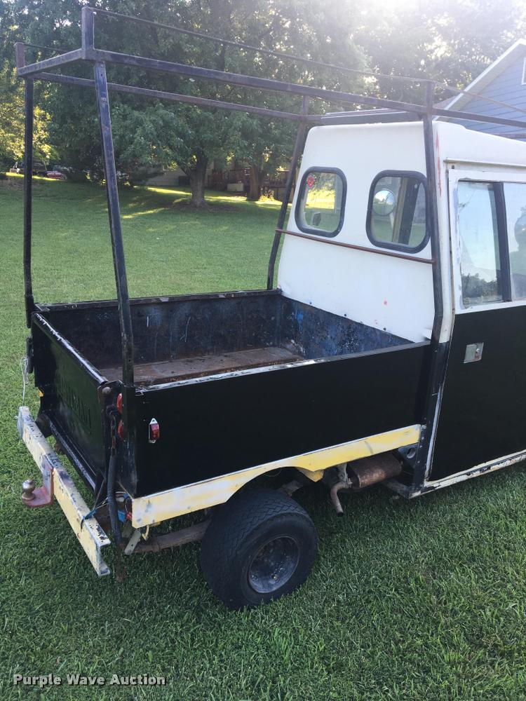 image for item G1187 1983 Cushman Truckster utility vehicle