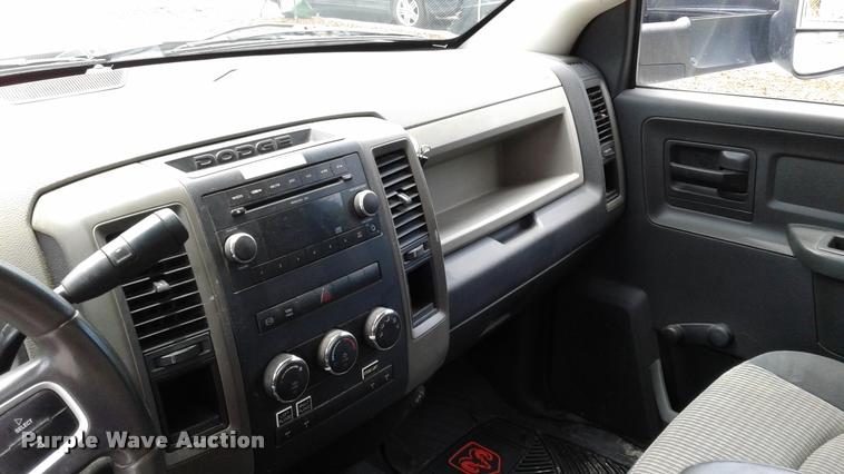 image for item K3869 2011 Dodge Ram 5500HD service truck