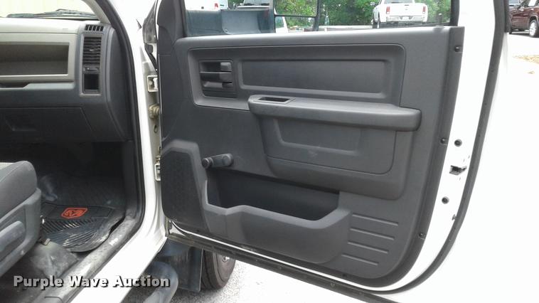 image for item K3869 2011 Dodge Ram 5500HD service truck