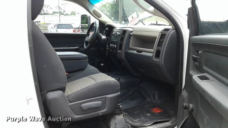 image for item K3869 2011 Dodge Ram 5500HD service truck